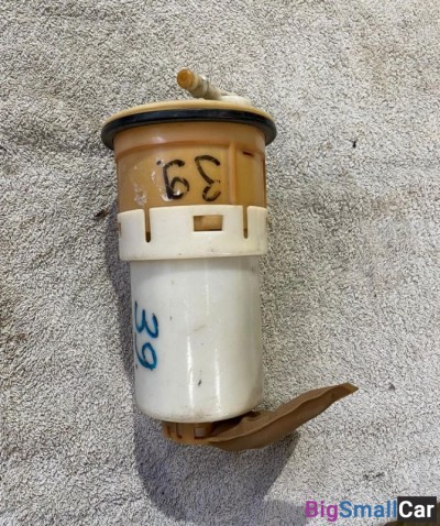 Насос топливный Тойота Функарго Toyota Funcargo - купить Горном Ерике