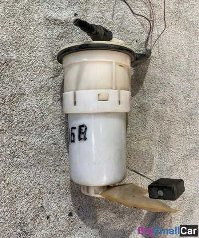 Насос топливный Toyota Funcargo - купить Горном Ерике