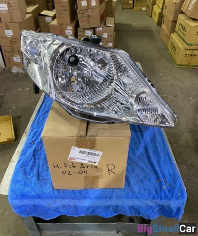 Фара правая Хонда Фит Ария Honda Fit Aria - купить Горном Ерике