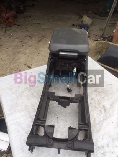 Подлокотник Range rover, ленд ровер 3 - купить Горном Ерике