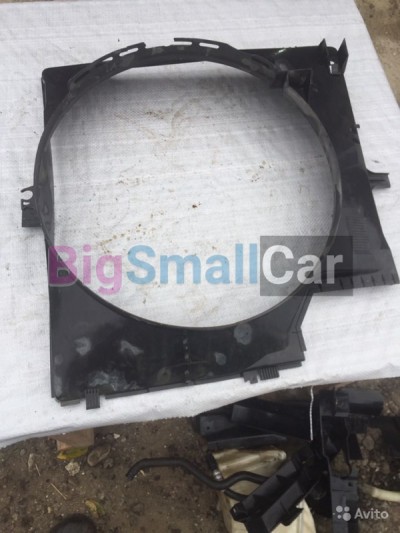 Диффузор вентилятора Range rover, ленд ровер 3 200